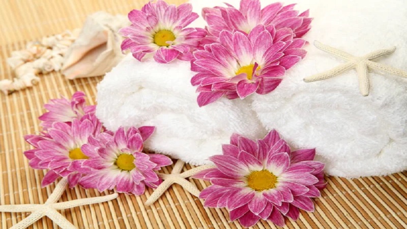 roses on a floor making a beautiful background image at sparrow massage center DHA Lahore